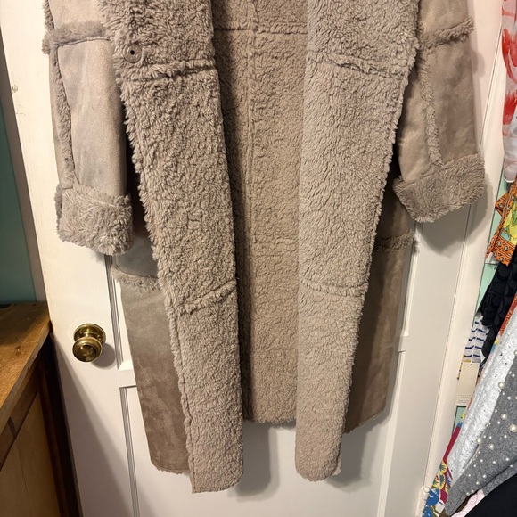 UGG coat - Picture 8 of 16